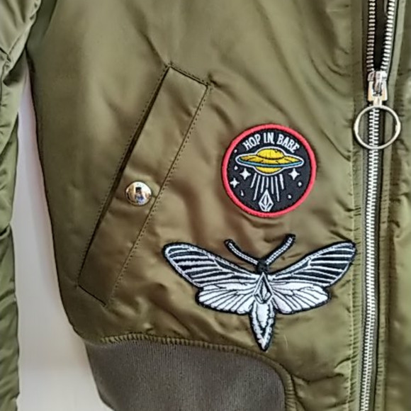 Volcom bomber jacket! - Picture 4 of 9